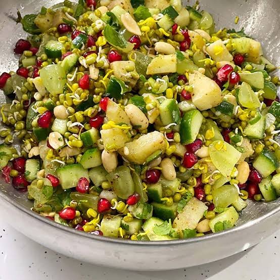 Sprouts Chaat Salad